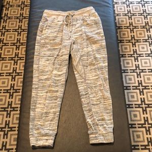 Free People Pants - Grey & White Free People Sweatpants Free People Pants - Grey & White Free People Sweatpants